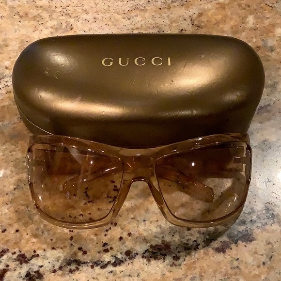 Gucci sunglasses - Picture 3 of 5
